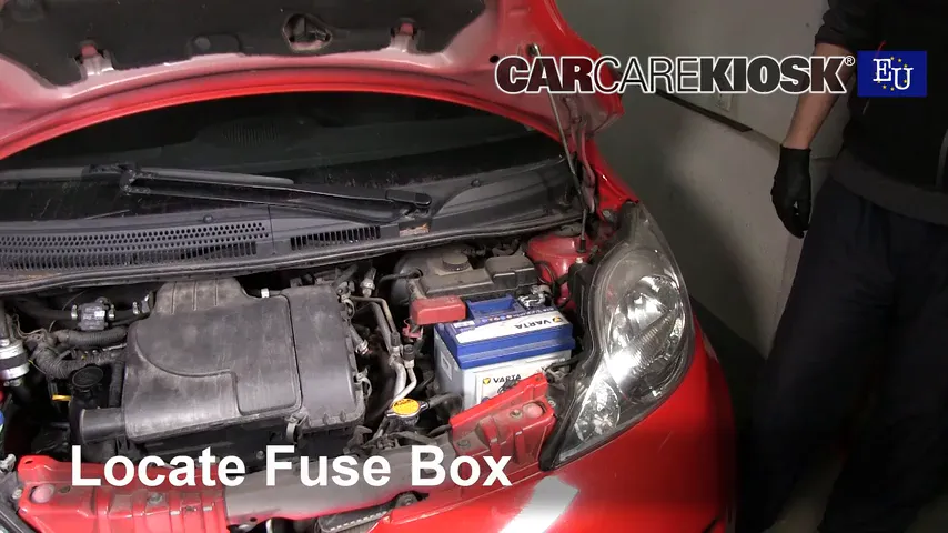 2008 Peugeot 107 Trendy 1.0L 3 Cyl. Fuse (Interior) Check